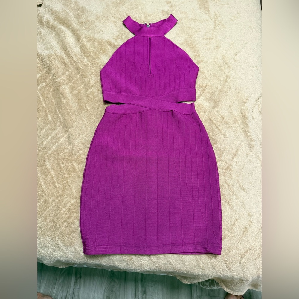 NWT. Size XS Guess Pink and Purple Bodycon Side Cutout Halter Dress